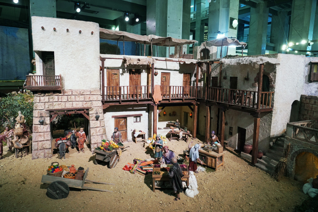 Inauguración del tradicional belén municipal del Palacio de Cibeles